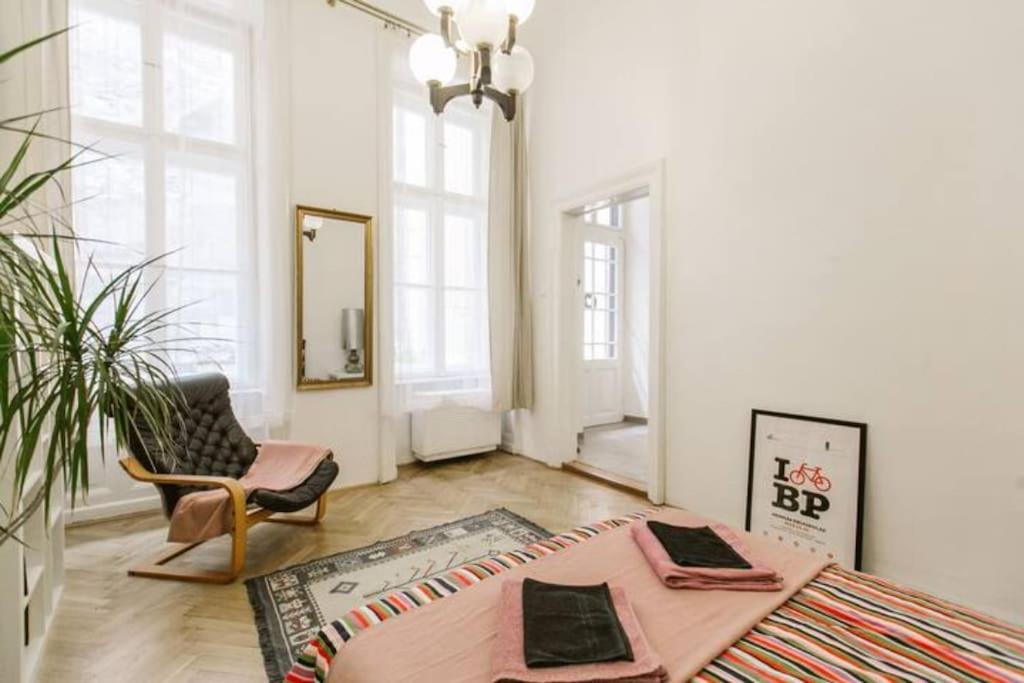 Central Apartment Kiraly Street Budapest Exterior photo