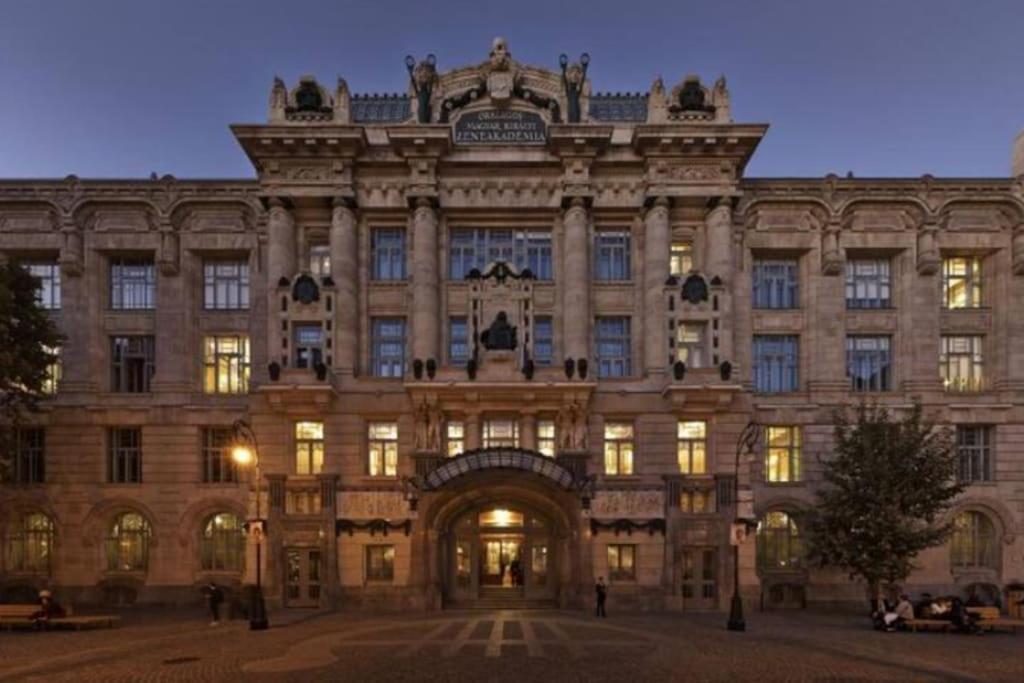 Central Apartment Kiraly Street Budapest Exterior photo